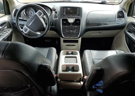 2014 Chrysler Town & Country Touring from USA, damaged, VIN 2C4RC1BG3ER396761